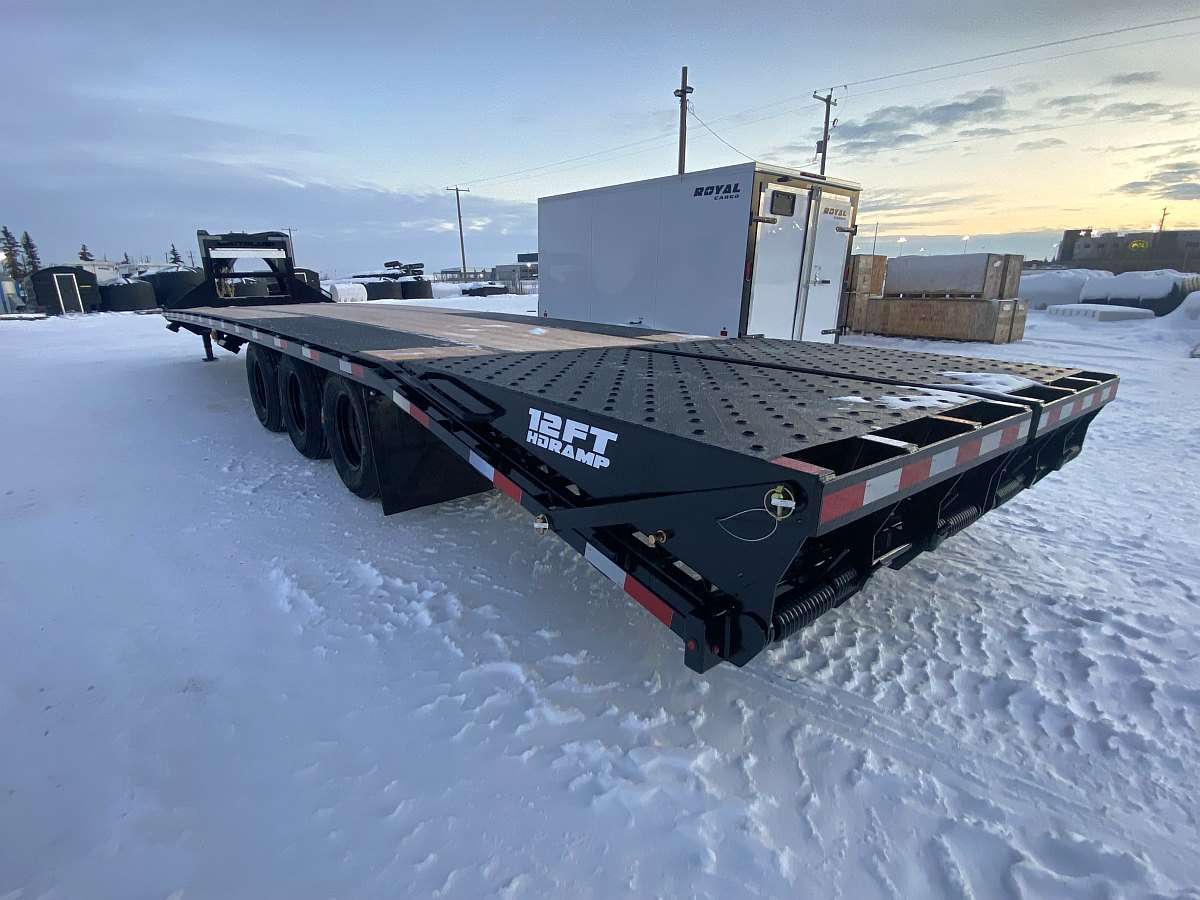 2025 Southland 28'+6' Gooseneck Trailer