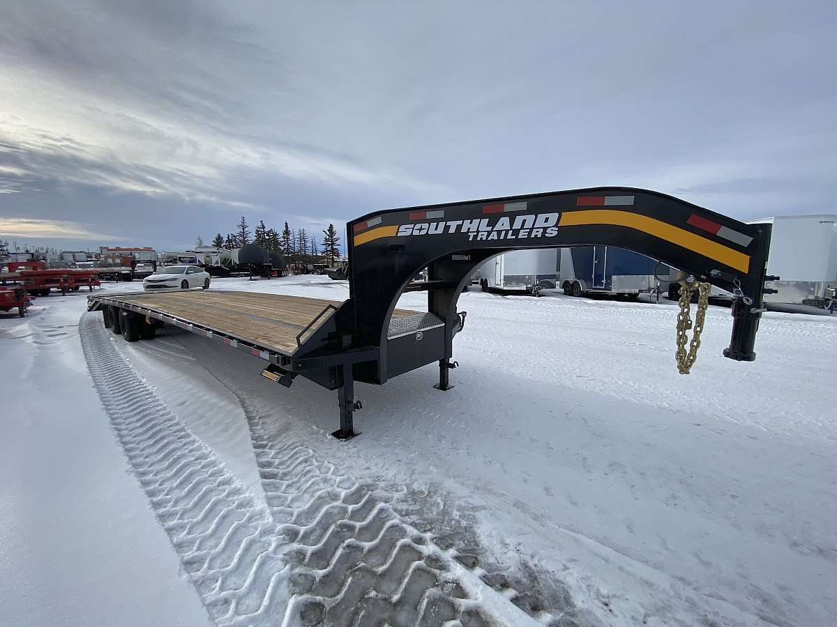 2025 Southland 30' + 6' Gooseneck Trailer