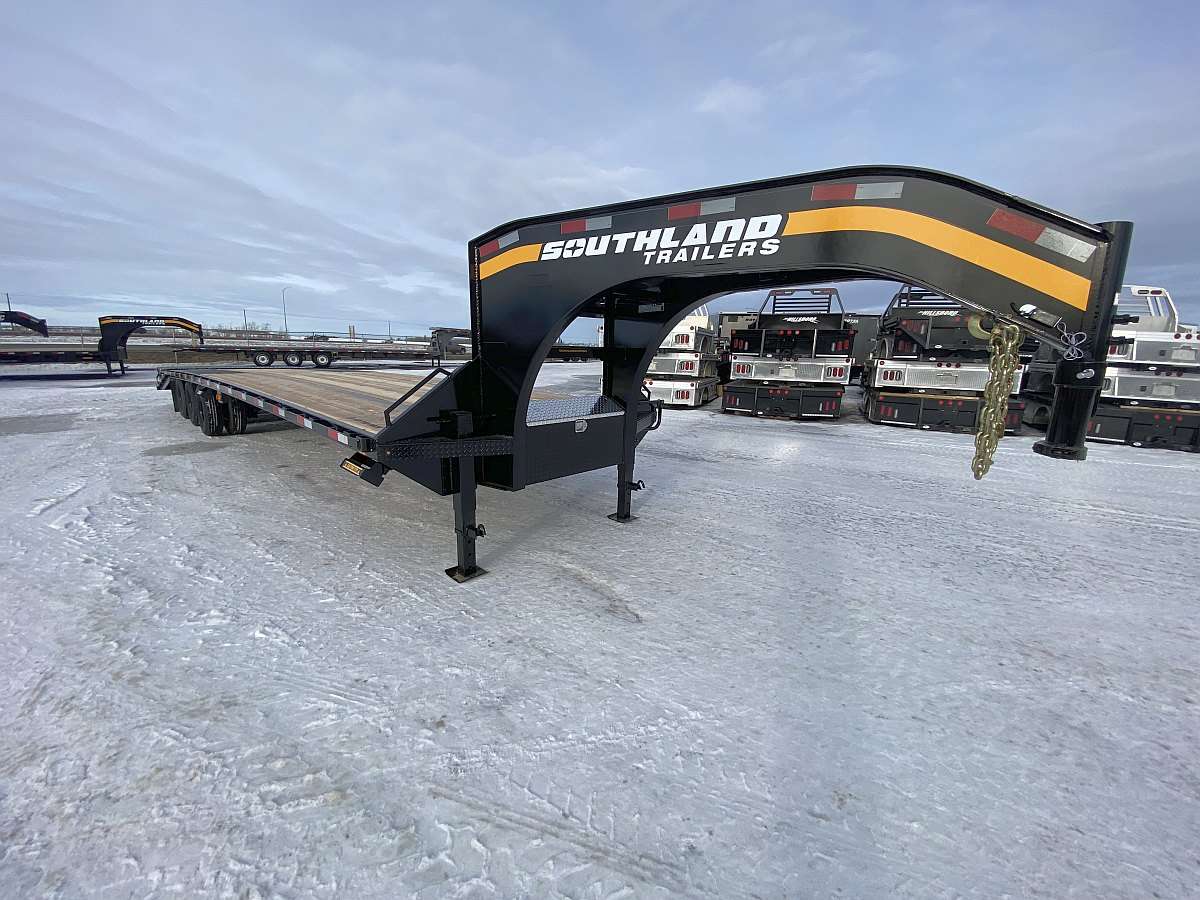 2025 Southland 30' + 6' Gooseneck Trailer