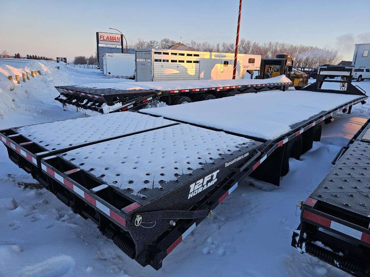 2025 Southland ETG 8'6" x 36' Gooseneck Beavertail Flat Deck