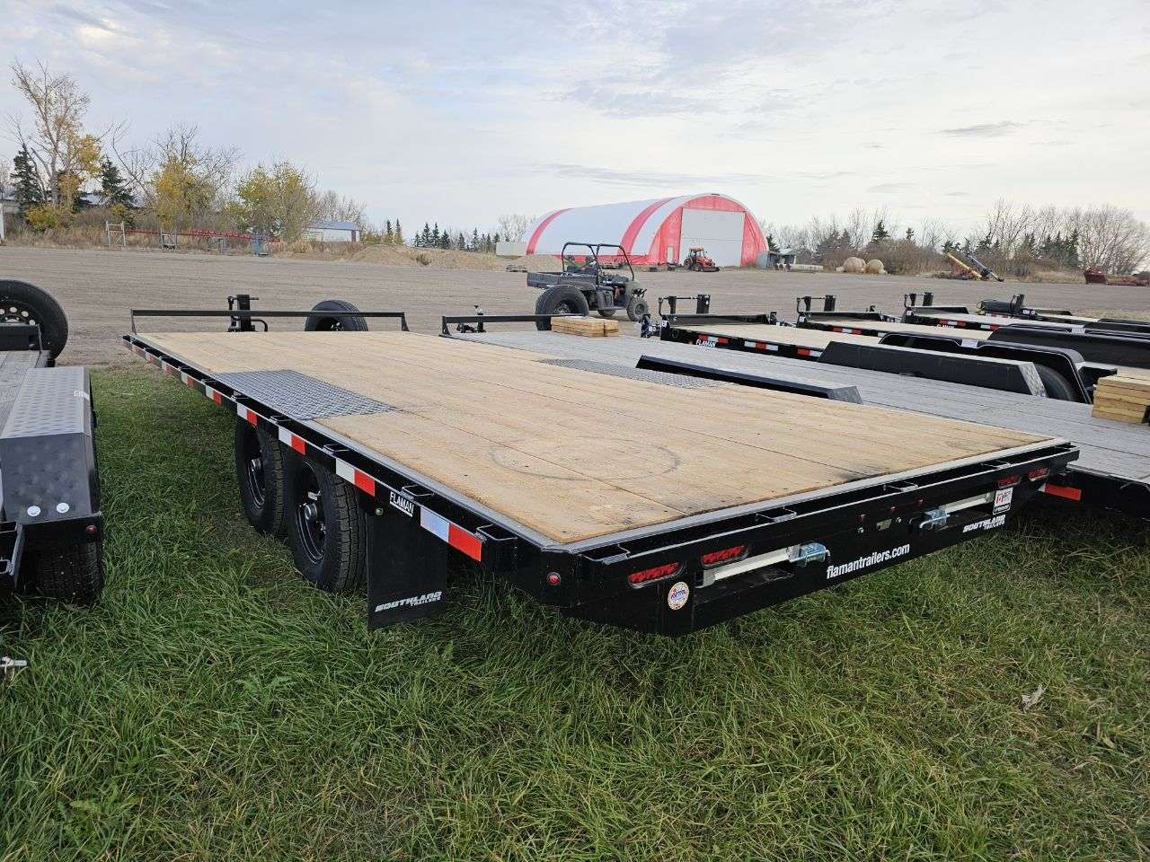 2025 Southland HBA 8'6" x 20' Deckover