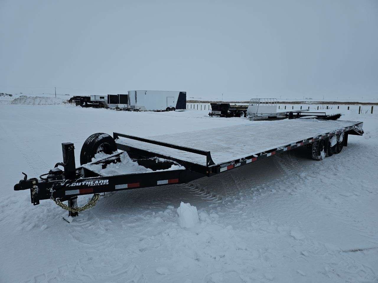 2025 Southland HBA 8'6" x 30' Beavertail Deckover