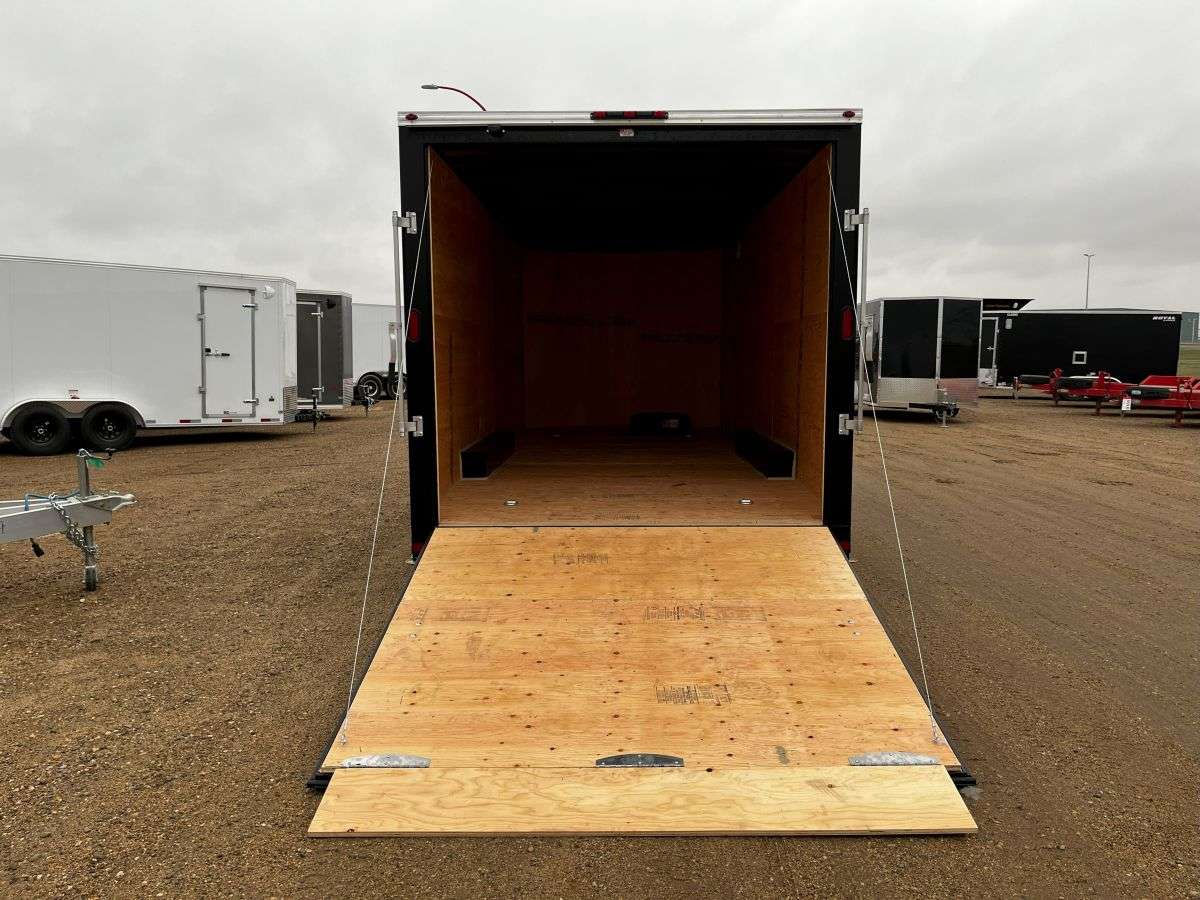 2025 Southland LARC 8'6" x 20' V-Nose Car Hauler