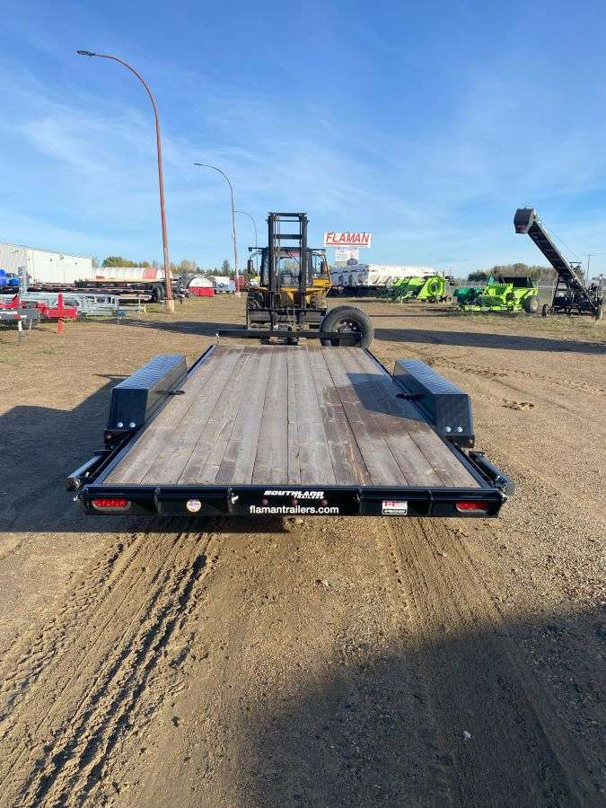 2025 Southland LBA 8'6" x 18' Flat Deck