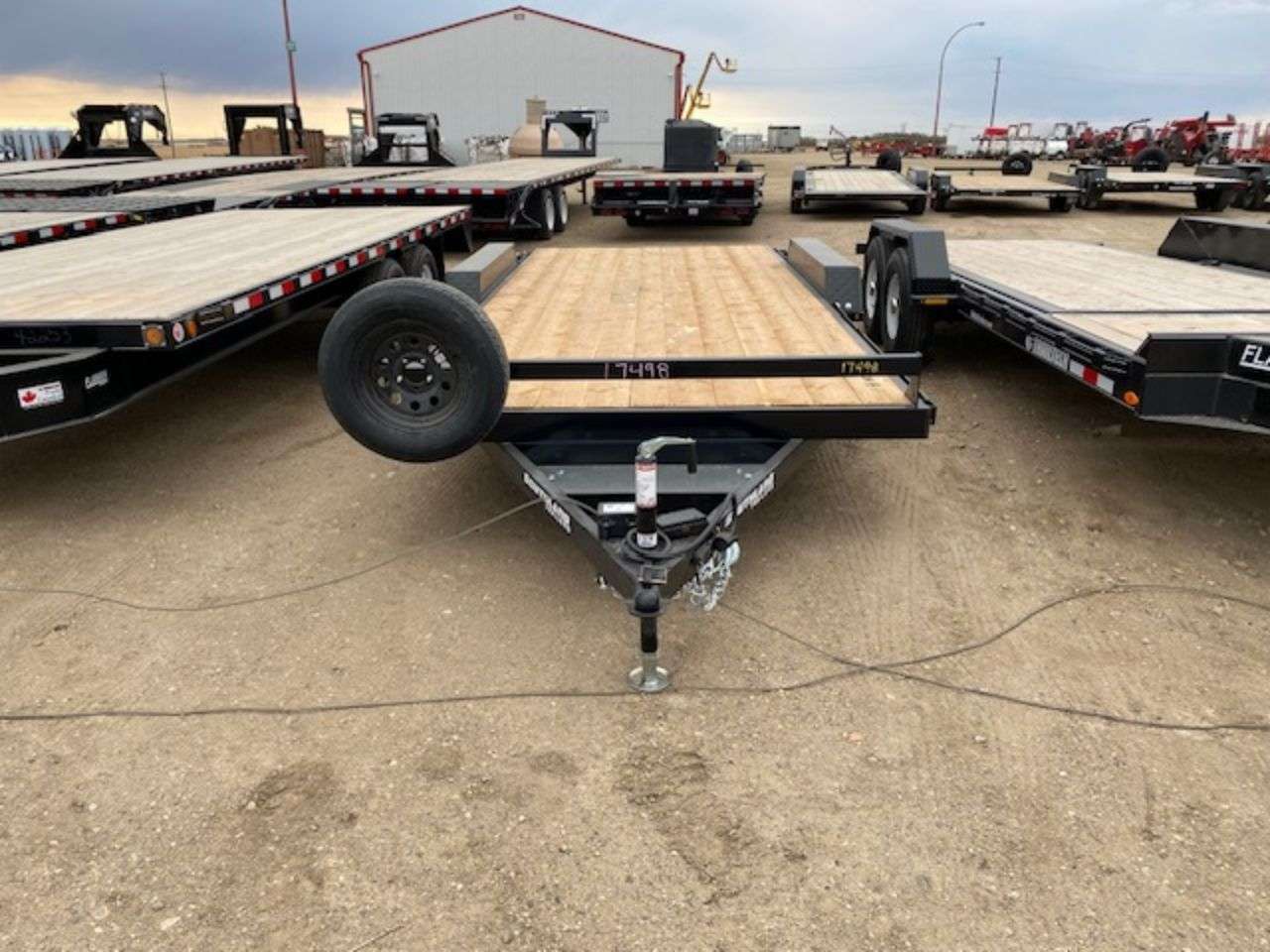 2025 Southland LBA 8'6" x 18' Flat Deck