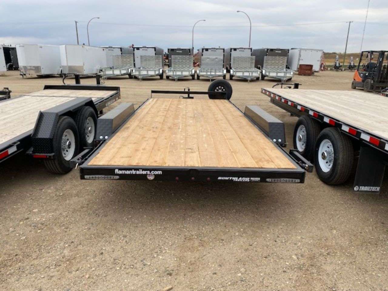 2025 Southland LBA 8'6" x 18' Flat Deck