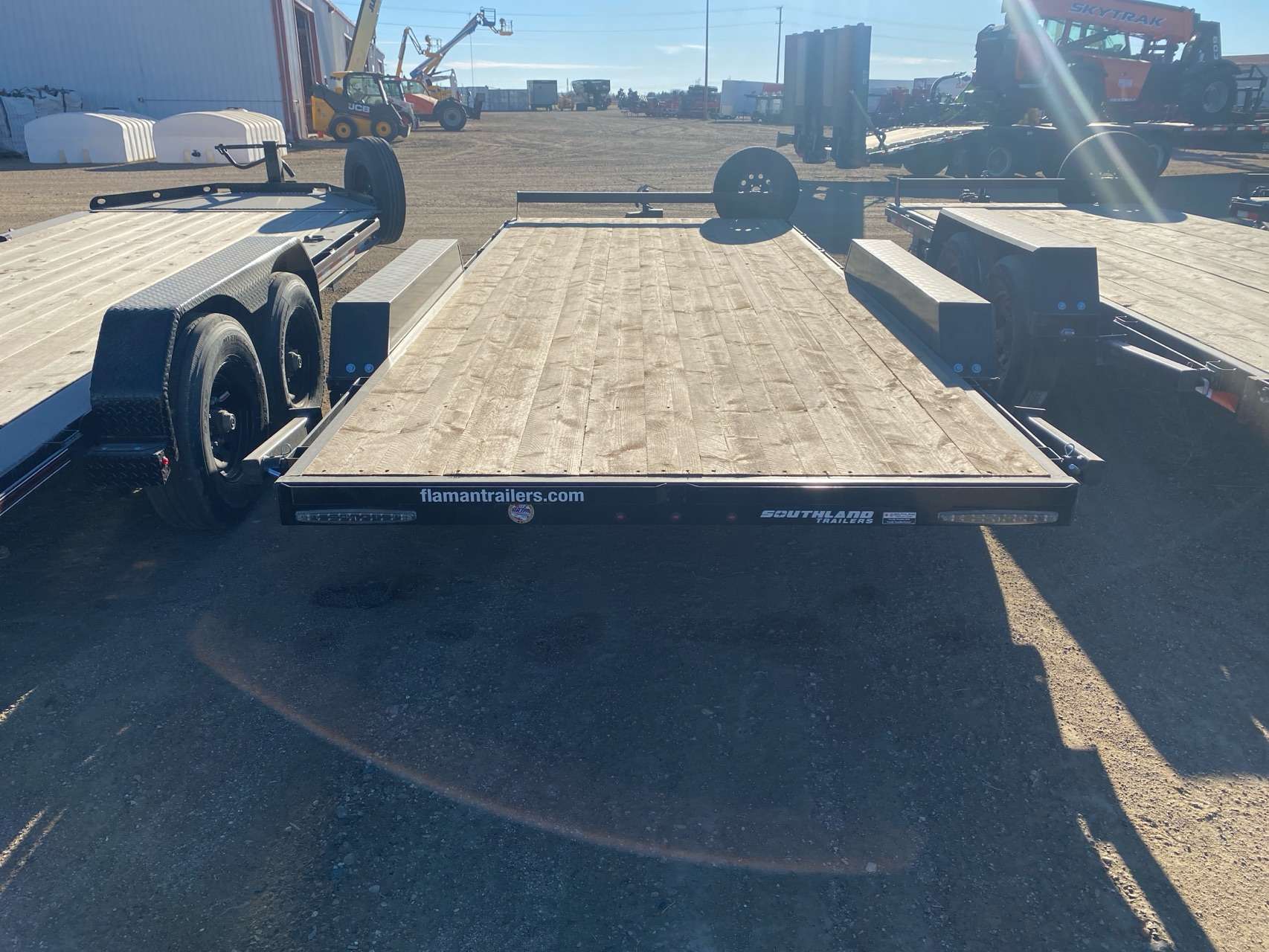 2025 Southland LBA 8'6" x 18' Flat Deck