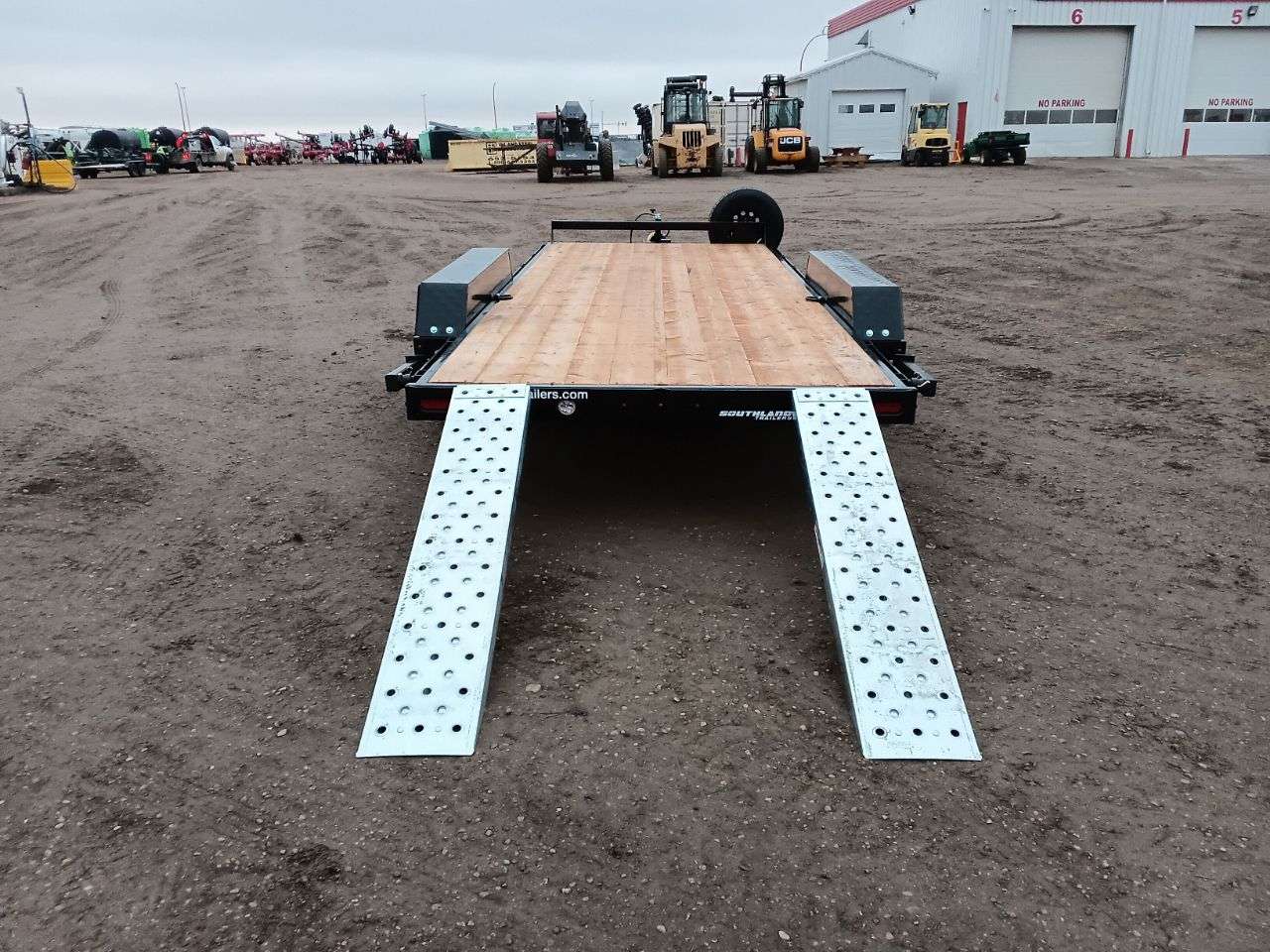 2025 Southland LBA 8'6" x 18' Flat Deck