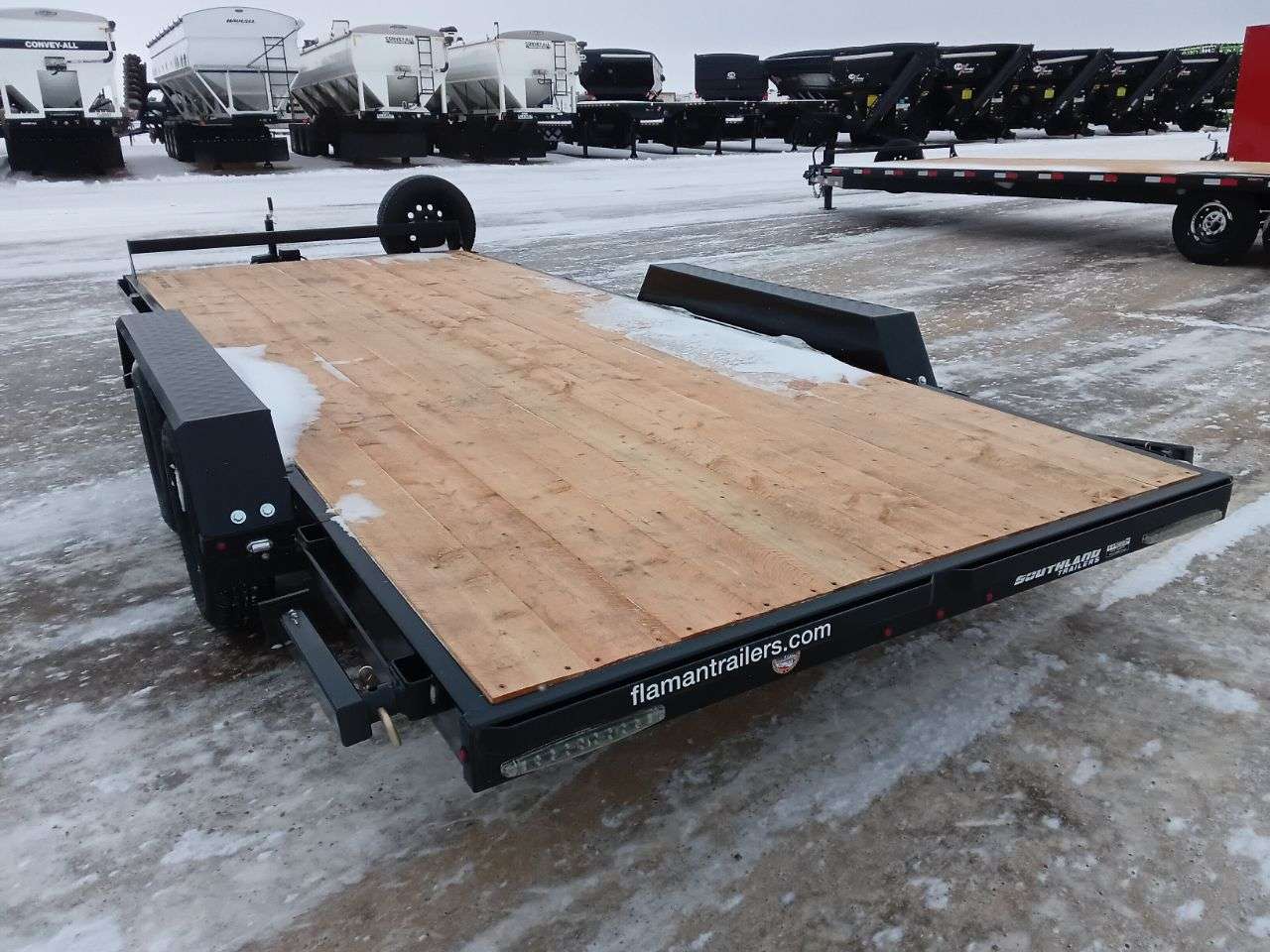 2025 Southland LBA 8'6" x 18' Flat Deck