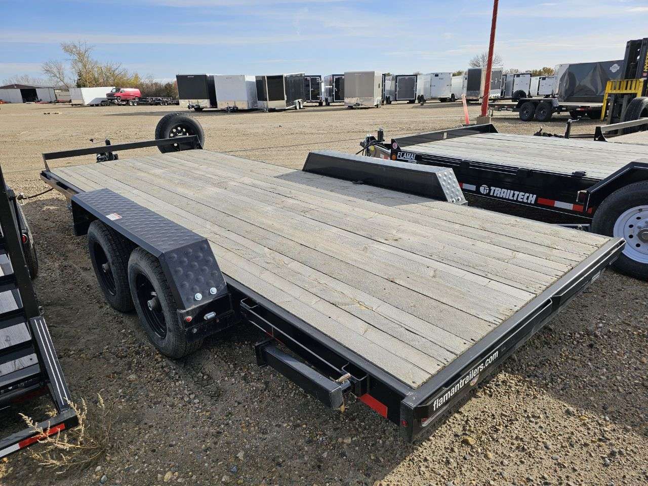 2025 Southland LBA 8'6" x 20' Beavertail Flat Deck