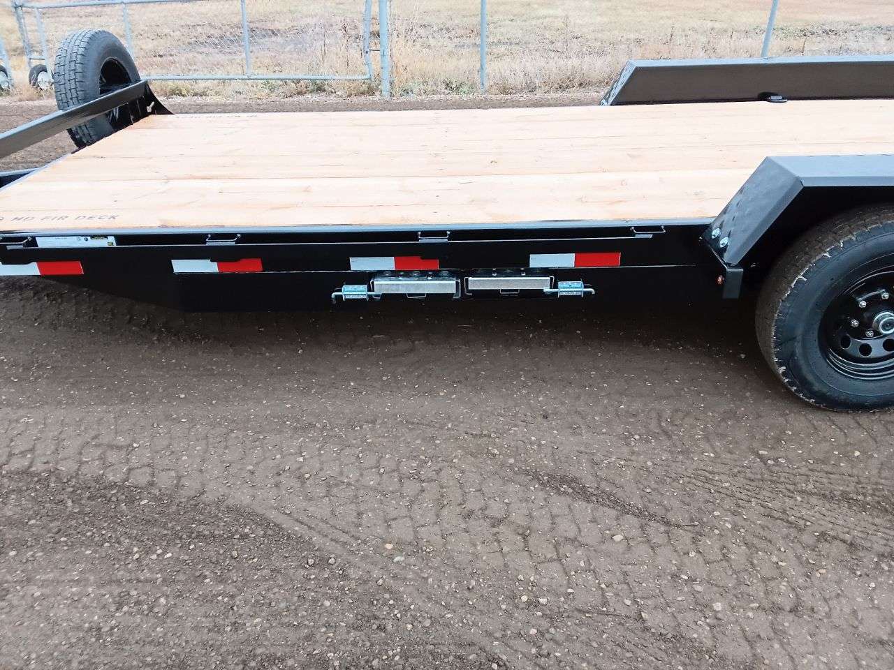 2025 Southland LBA 8'6" x 20' Flat Deck