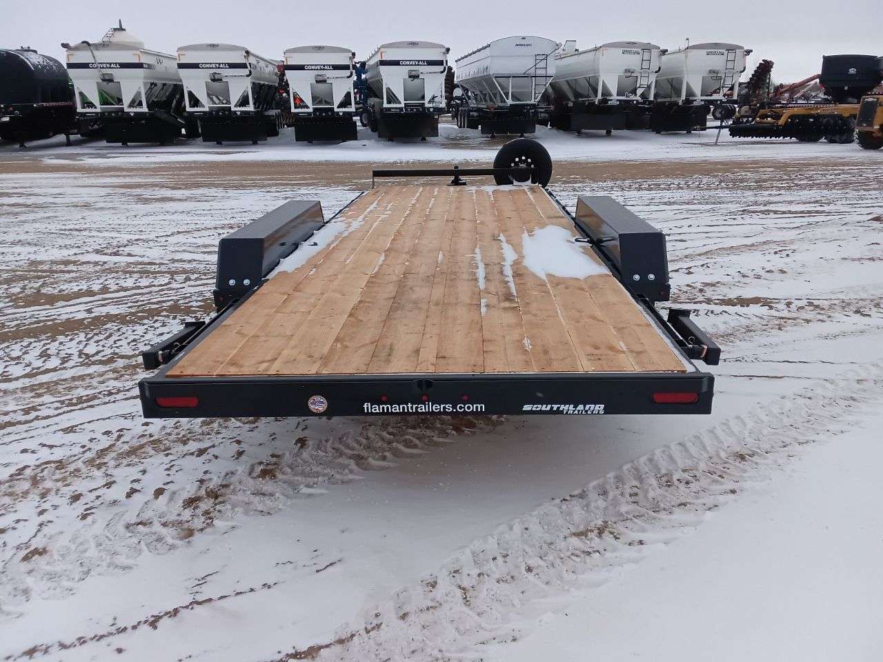 2025 Southland LBA 8'6" x 20' Flat Deck