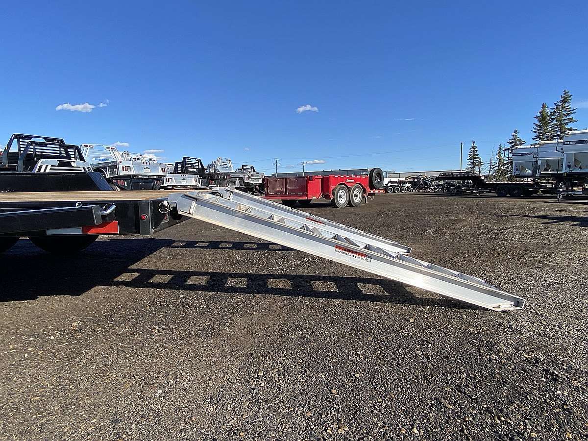 2025 Southland LBAT7-18' Lowboy Trailer