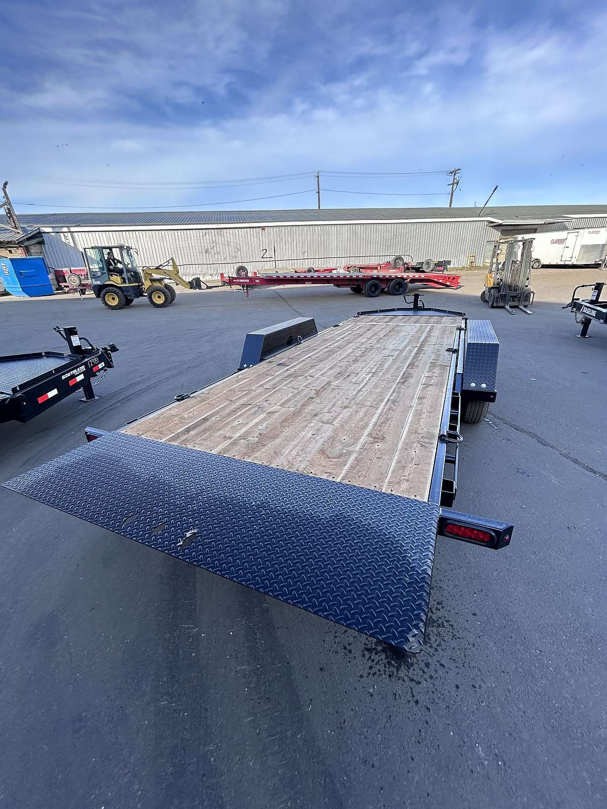 2025 Southland LBAT8- 20' Tilt Deck Trailer