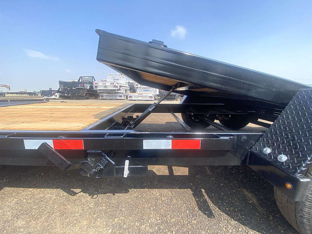 2025 Southland LBAT8- 22' Tilt Deck Trailer