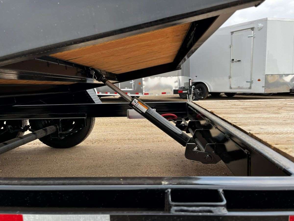 2025 Southland LBAT8- 22' Tilt Deck Trailer