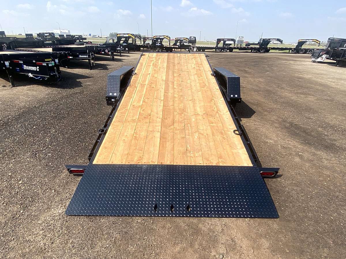 2025 Southland LBAT8- 22' Tilt Deck Trailer