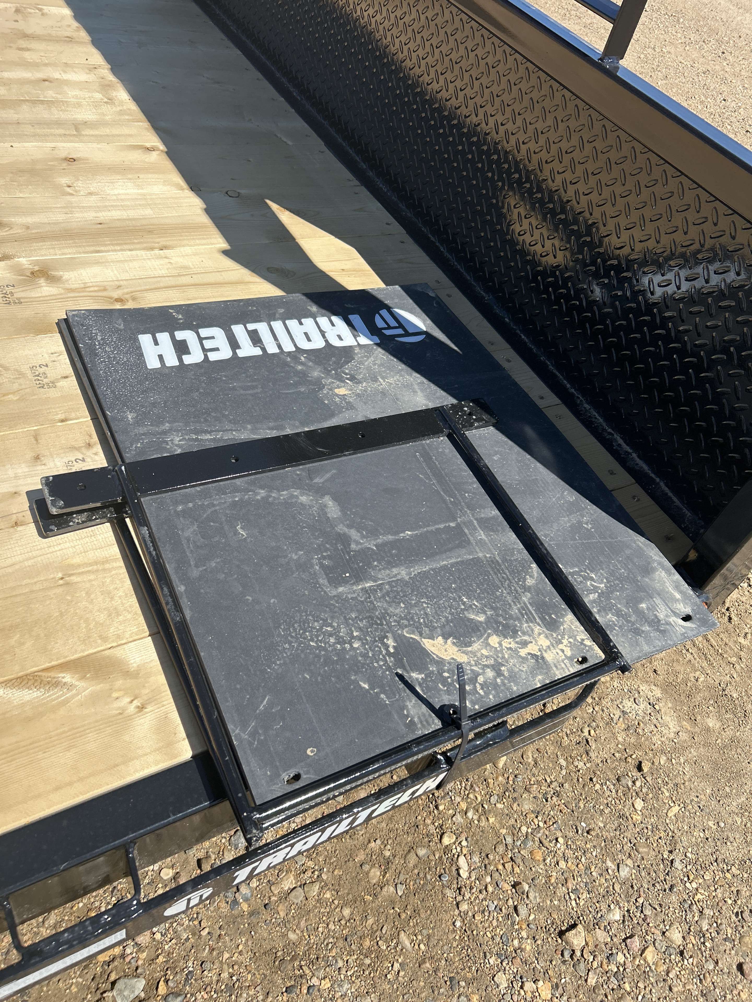 2025 Trailtech 11'3" Truck Deck Trailer