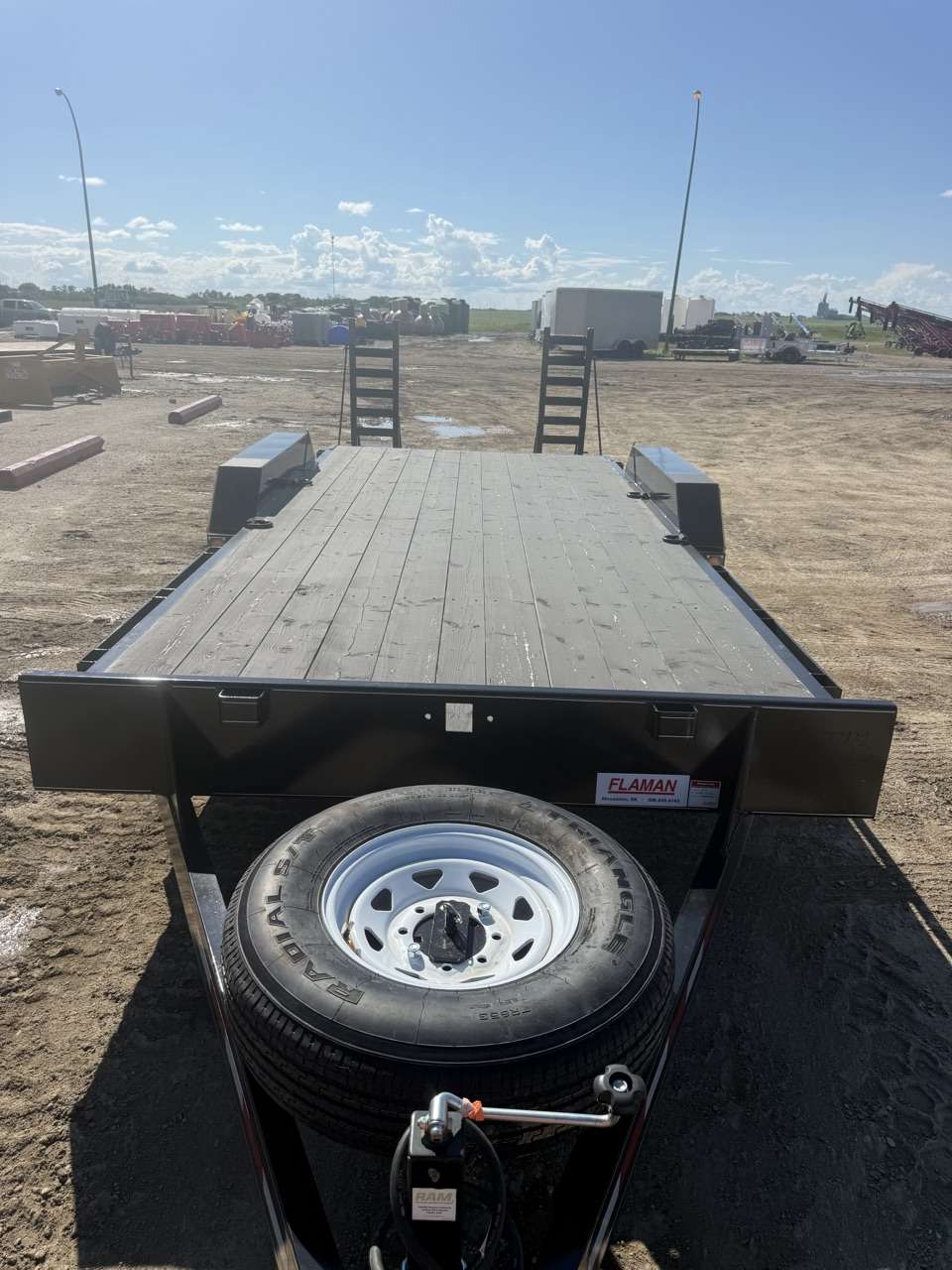 2025 Trailtech 16' + 2' Beavertail Flat Deck Trailer