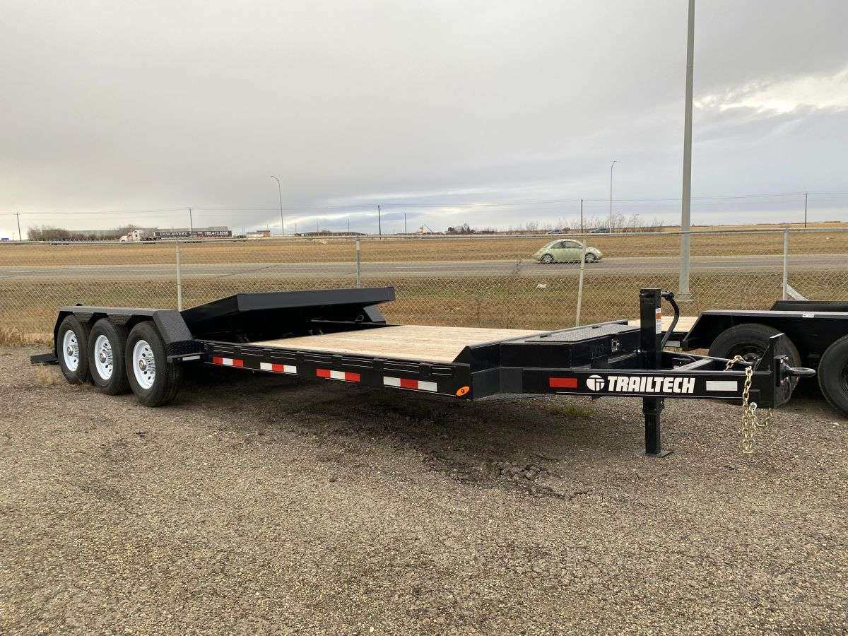 2025 Trailtech 24' Lowboy Flat Deck Tilt Trailer