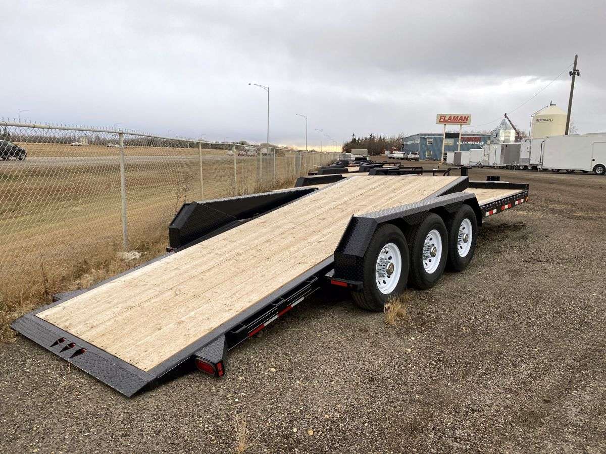 2025 Trailtech 24' Lowboy Flat Deck Tilt Trailer