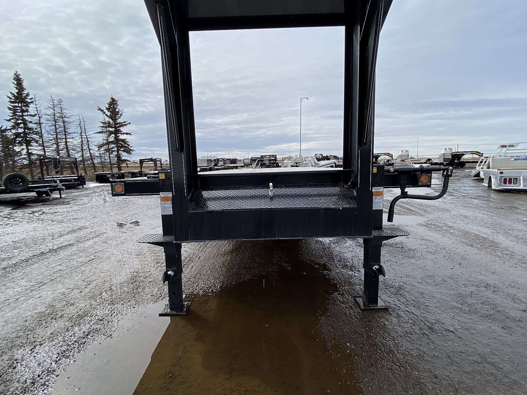 2025 Trailtech 26' TD210 Gooseneck Trailer