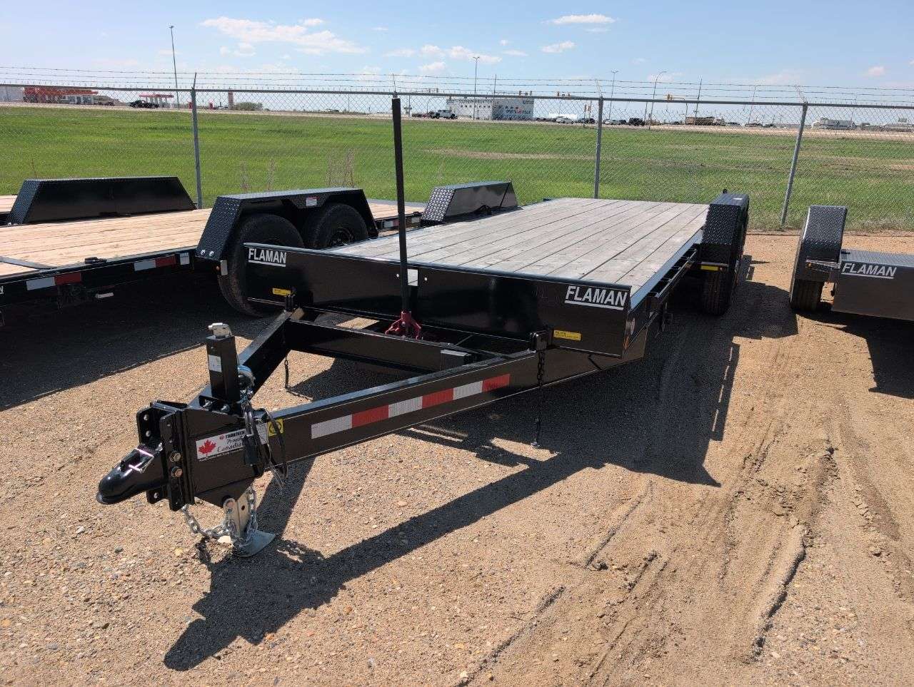 2025 Trailtech 83" x 20' Full Tilt Trailer