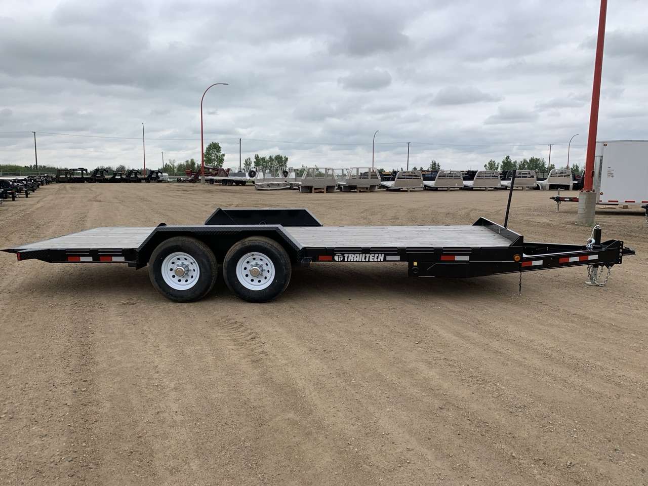 2025 Trailtech 83" x 20' Full Tilt Trailer