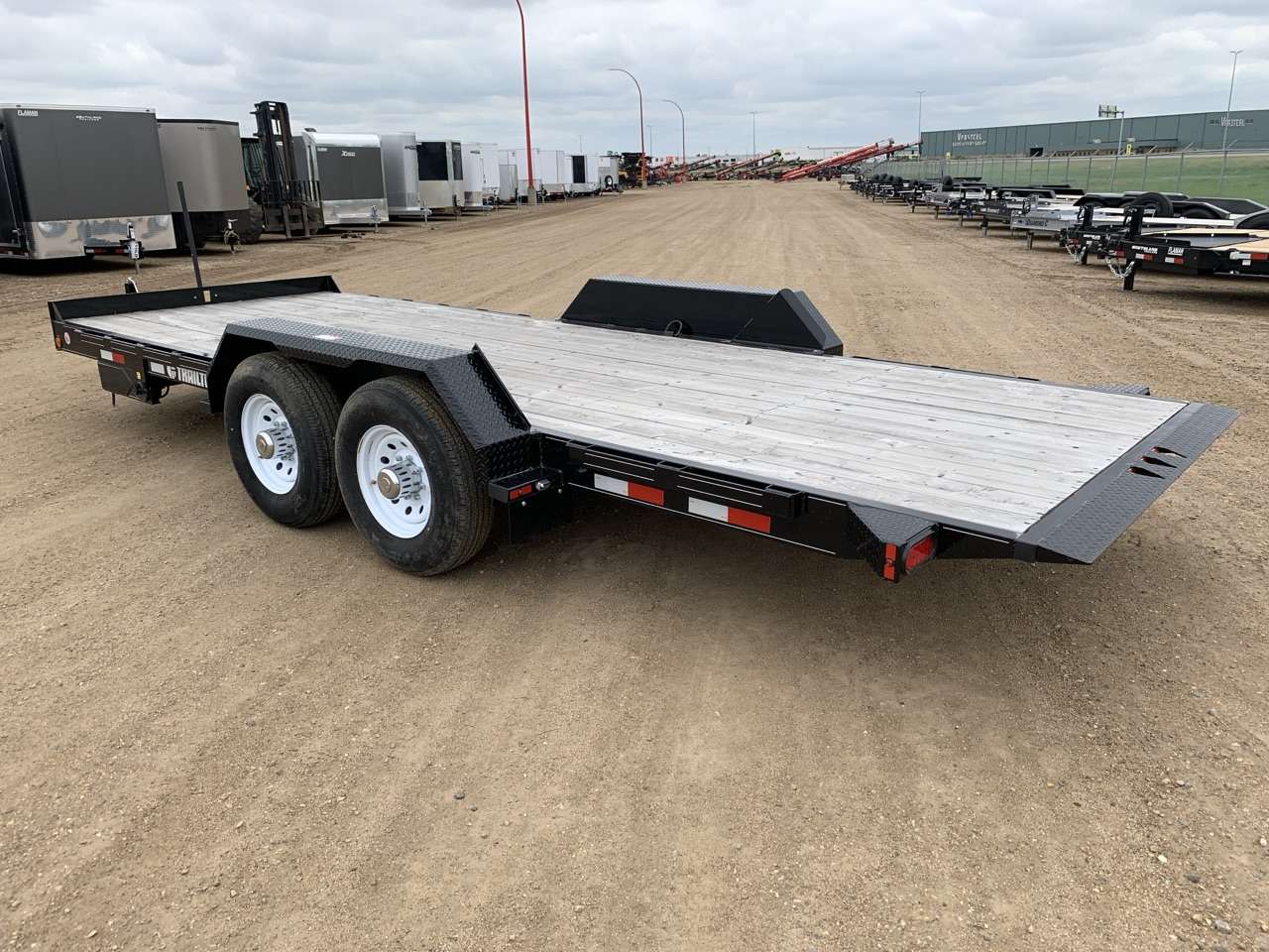 2025 Trailtech 83" x 20' Full Tilt Trailer