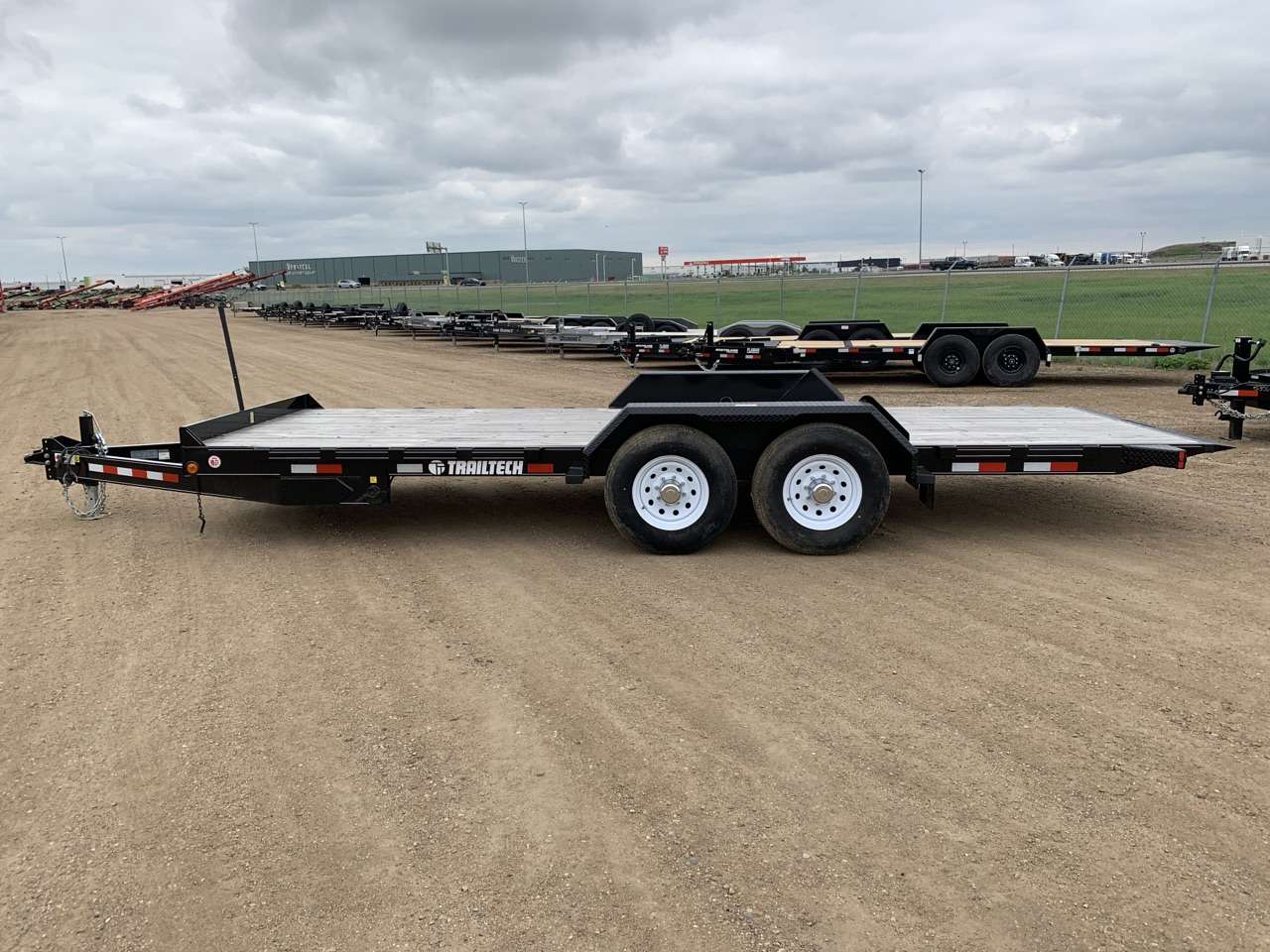 2025 Trailtech 83" x 20' Full Tilt Trailer