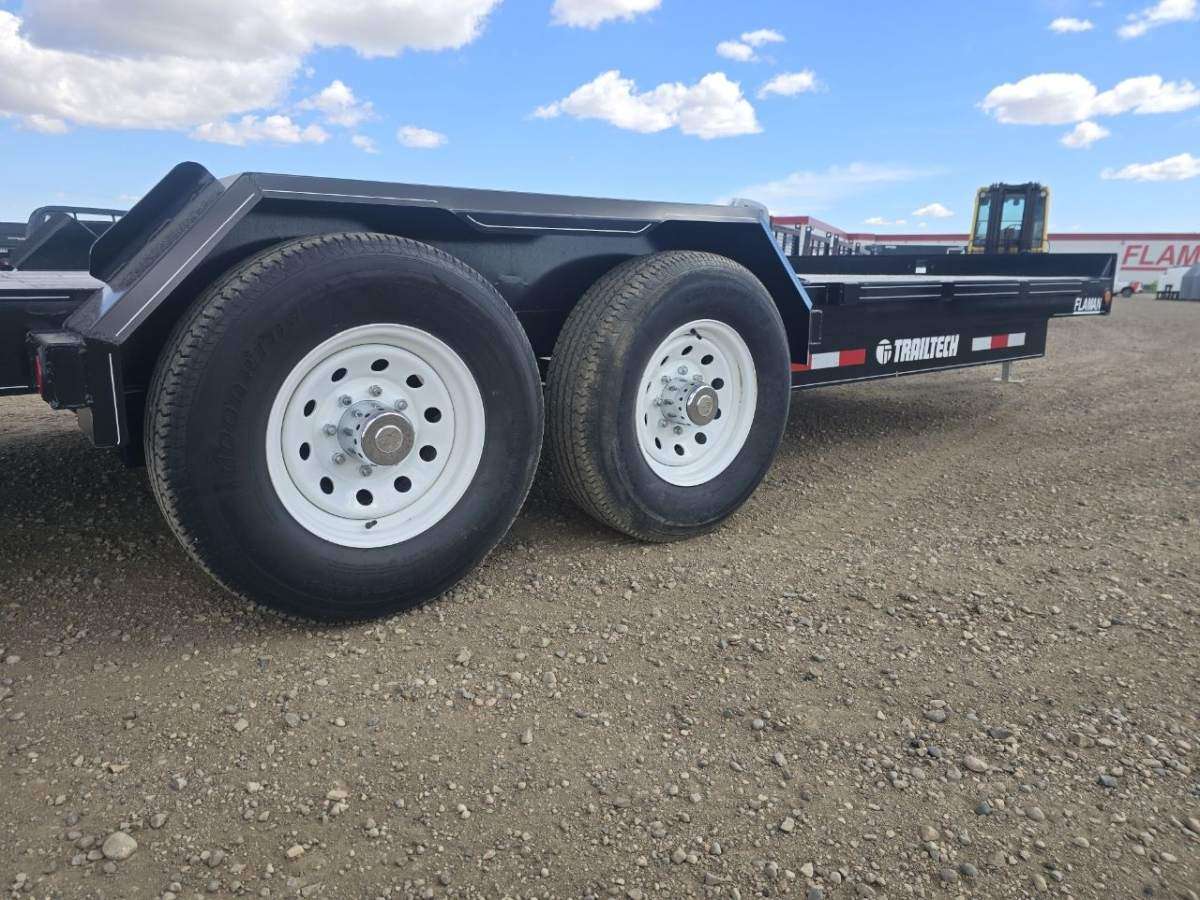 2025 Trailtech CELR 8'6" x 20' Beavertail Flat Deck