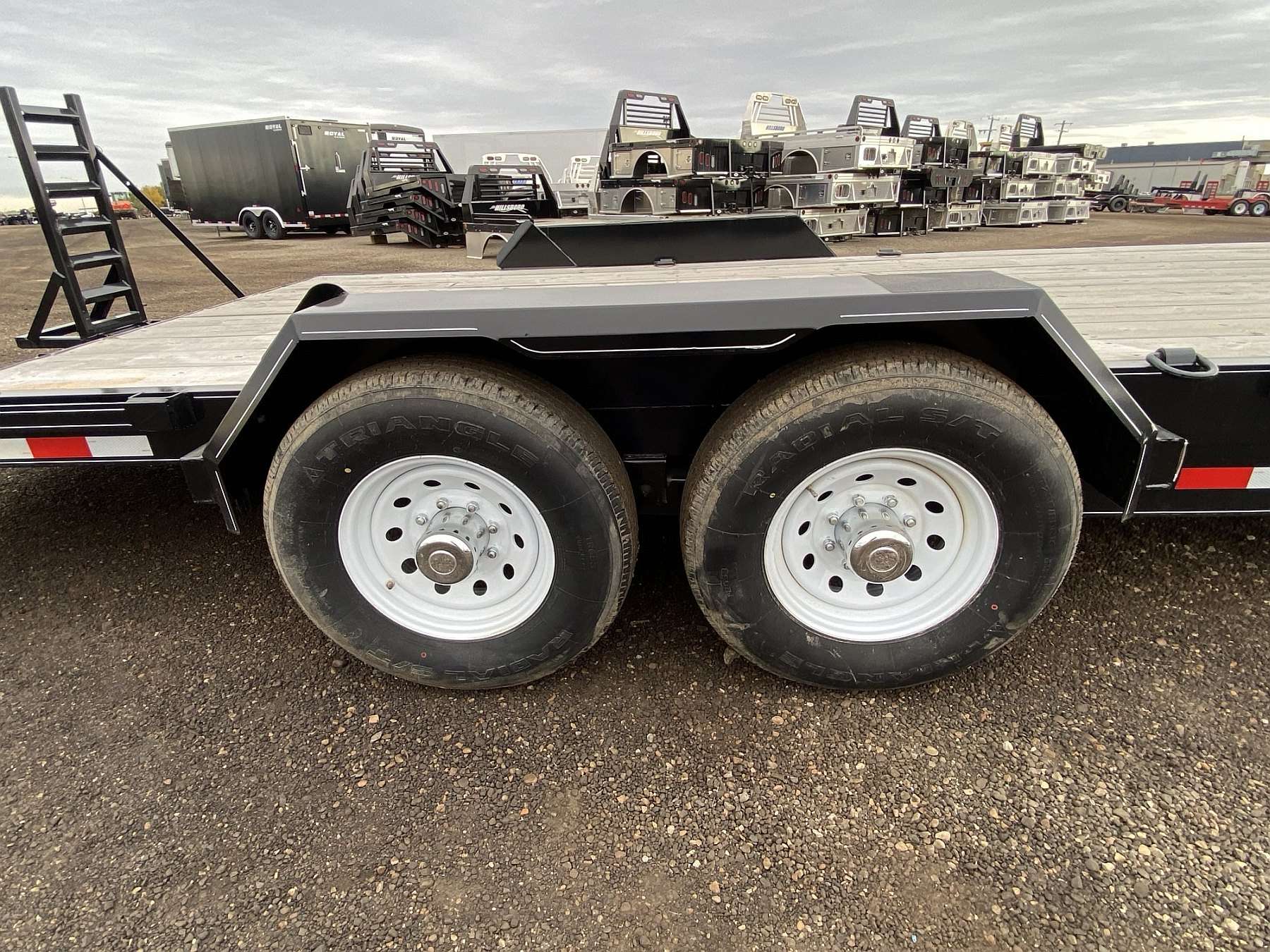 2025 Trailtech CELR270- 20' Equipment Trailer