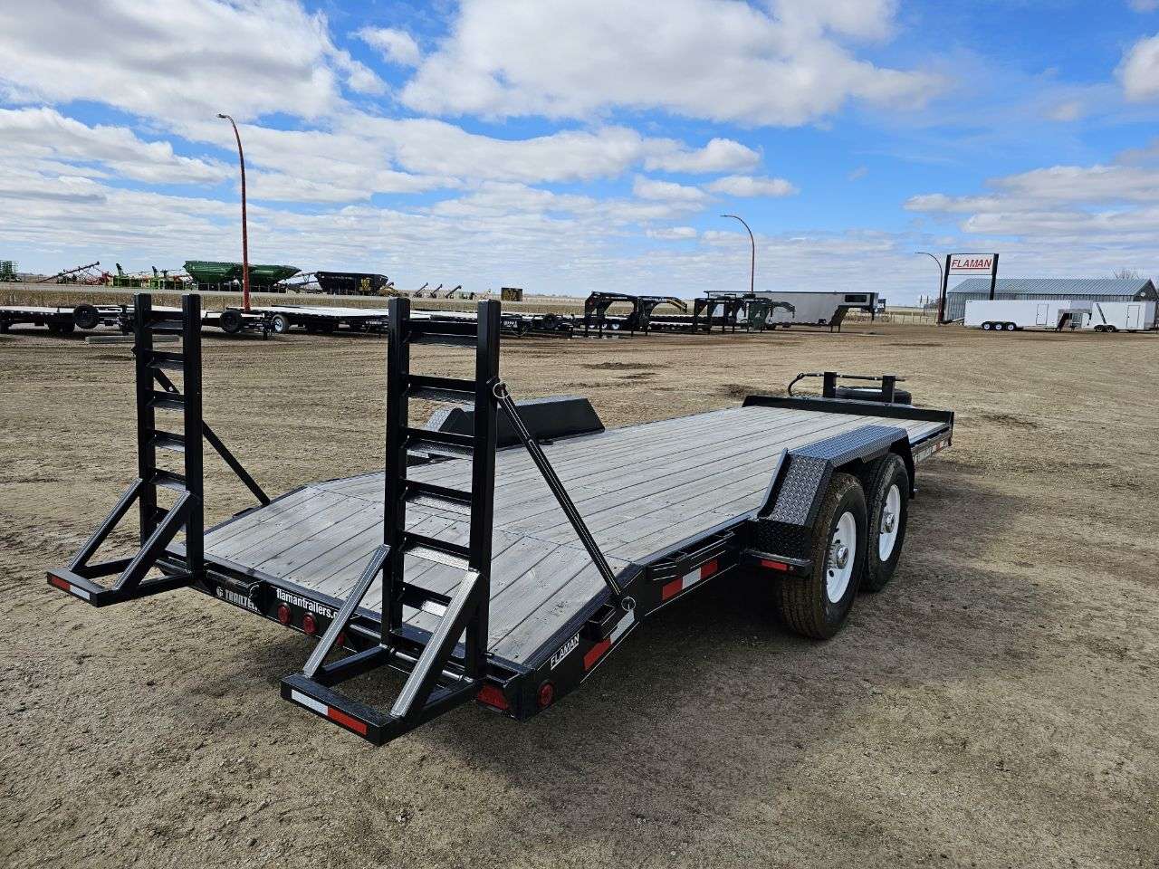 2025 Trailtech Custom 20' Premier Equipment Trailer