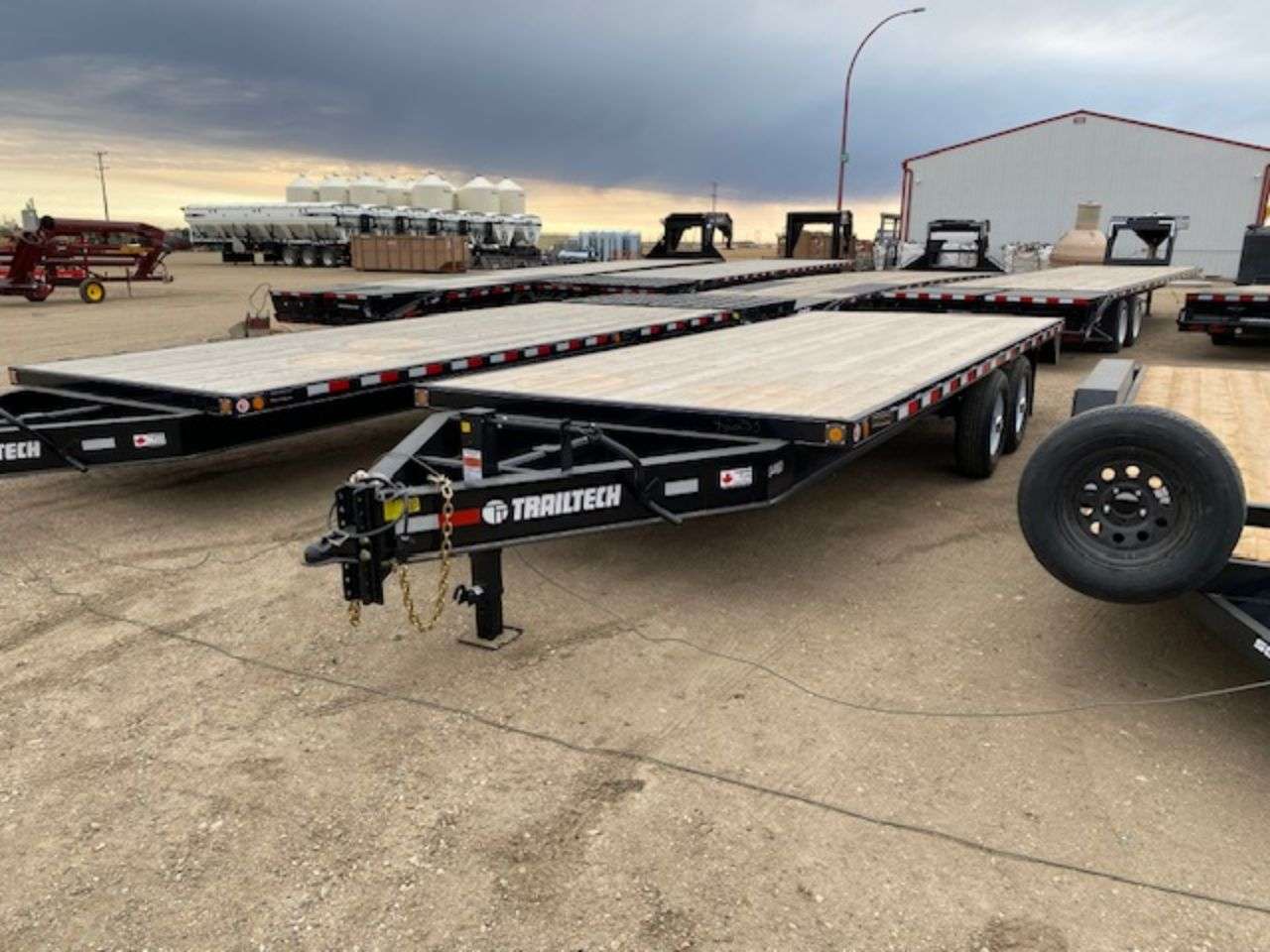 2025 Trailtech H Series 8'6" x 20' Flat Deck