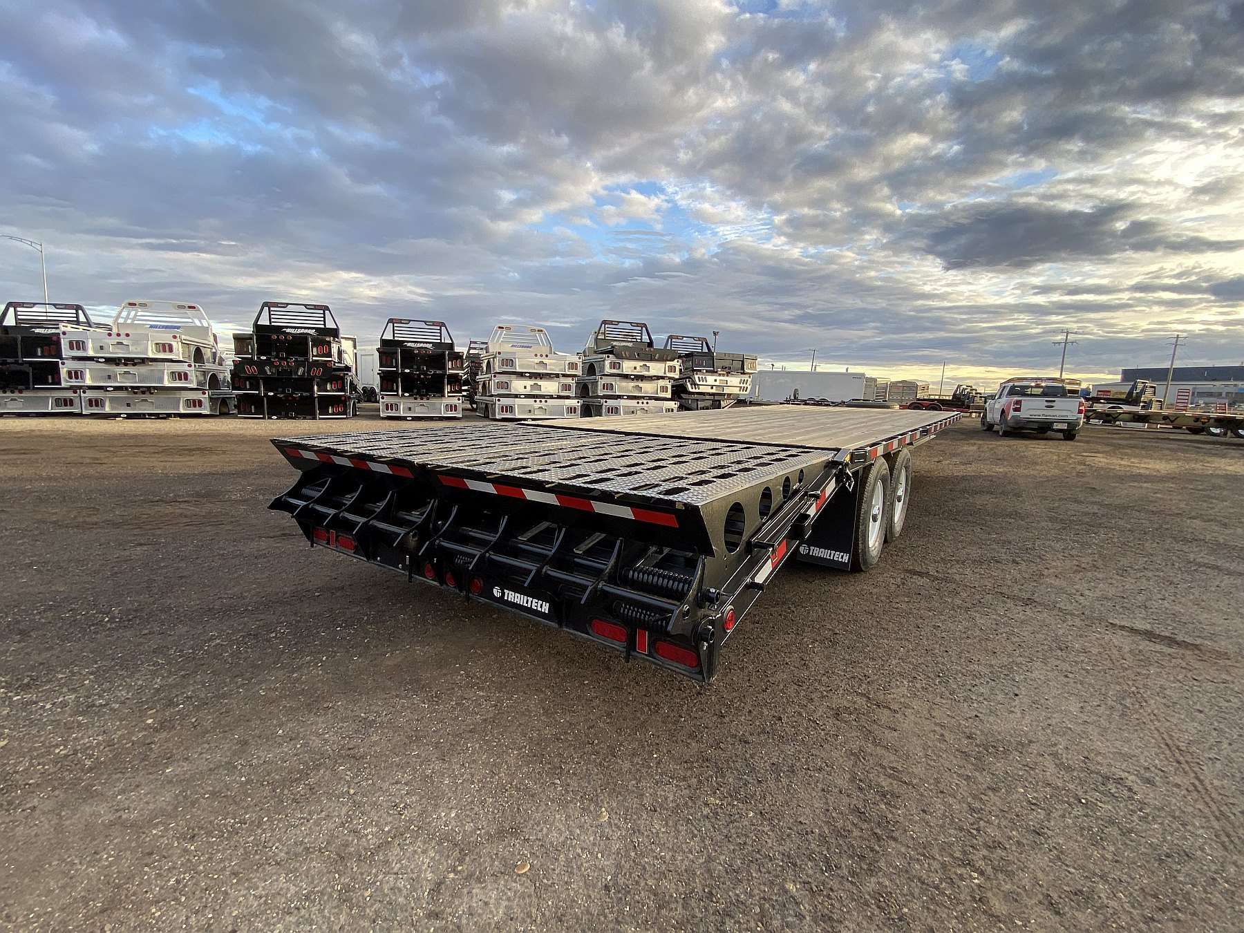 2025 Trailtech H270- 20' Highboy Trailer