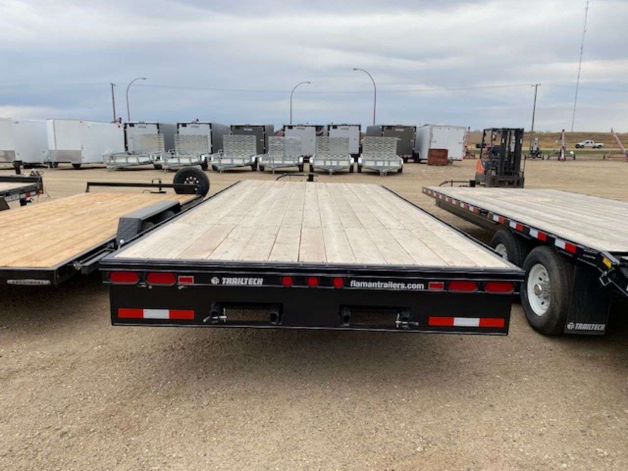 2025 Trailtech H270 8'6" x 20' Deckover