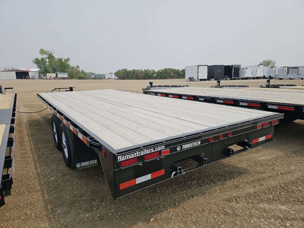 2025 Trailtech H270 8'6" x 20' Deckover