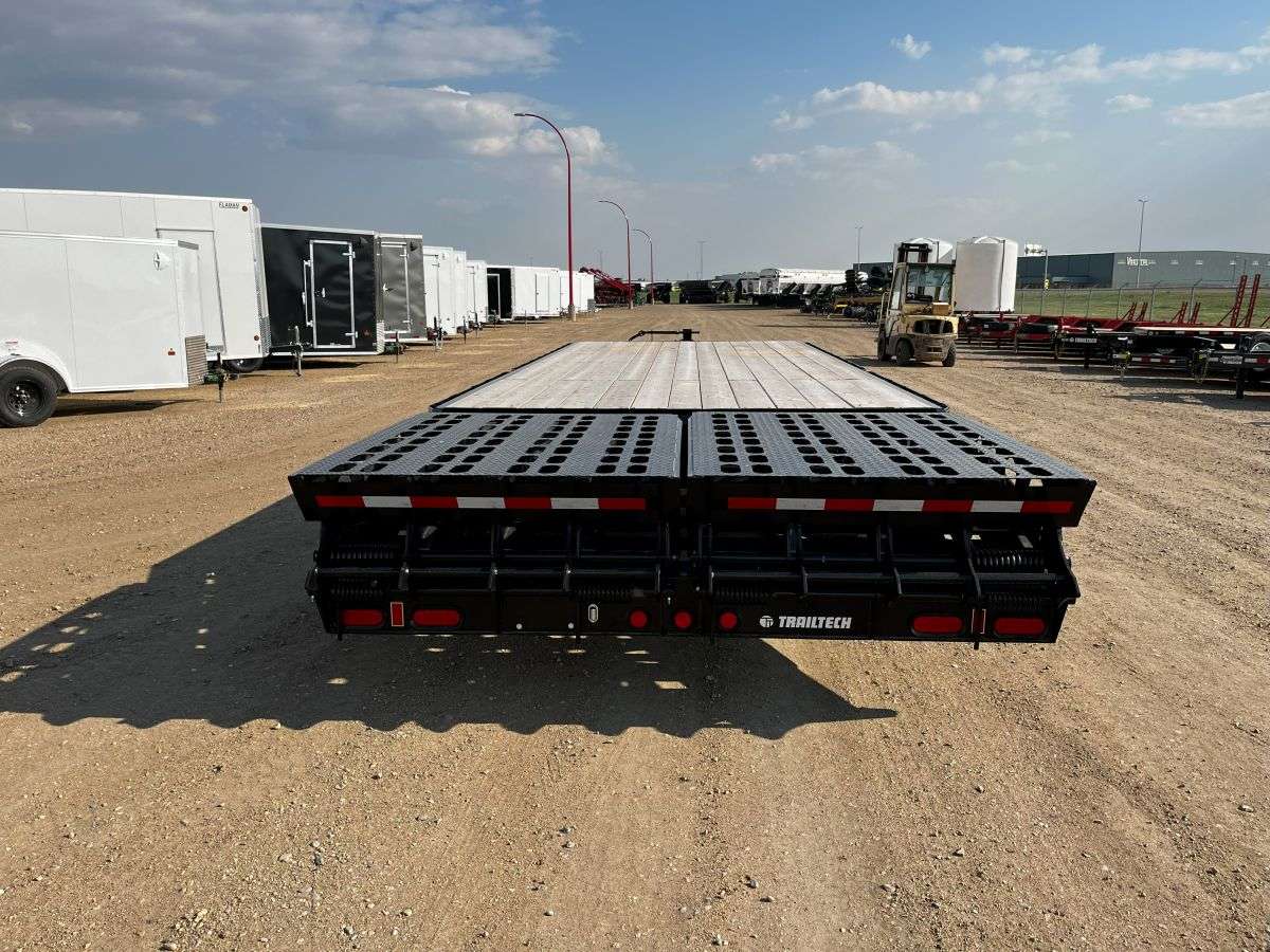 2025 Trailtech H270 8'6" x 25' Beavertail Deckover