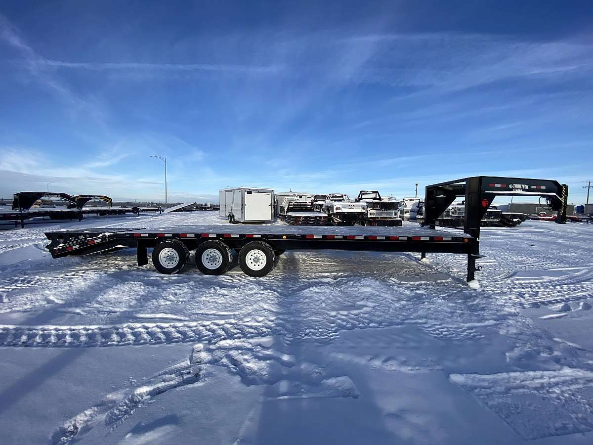 2025 Trailtech H370- 24' Gooseneck Trailer