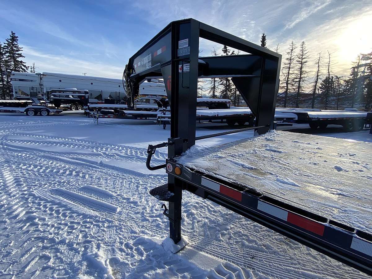 2025 Trailtech H370- 24' Gooseneck Trailer