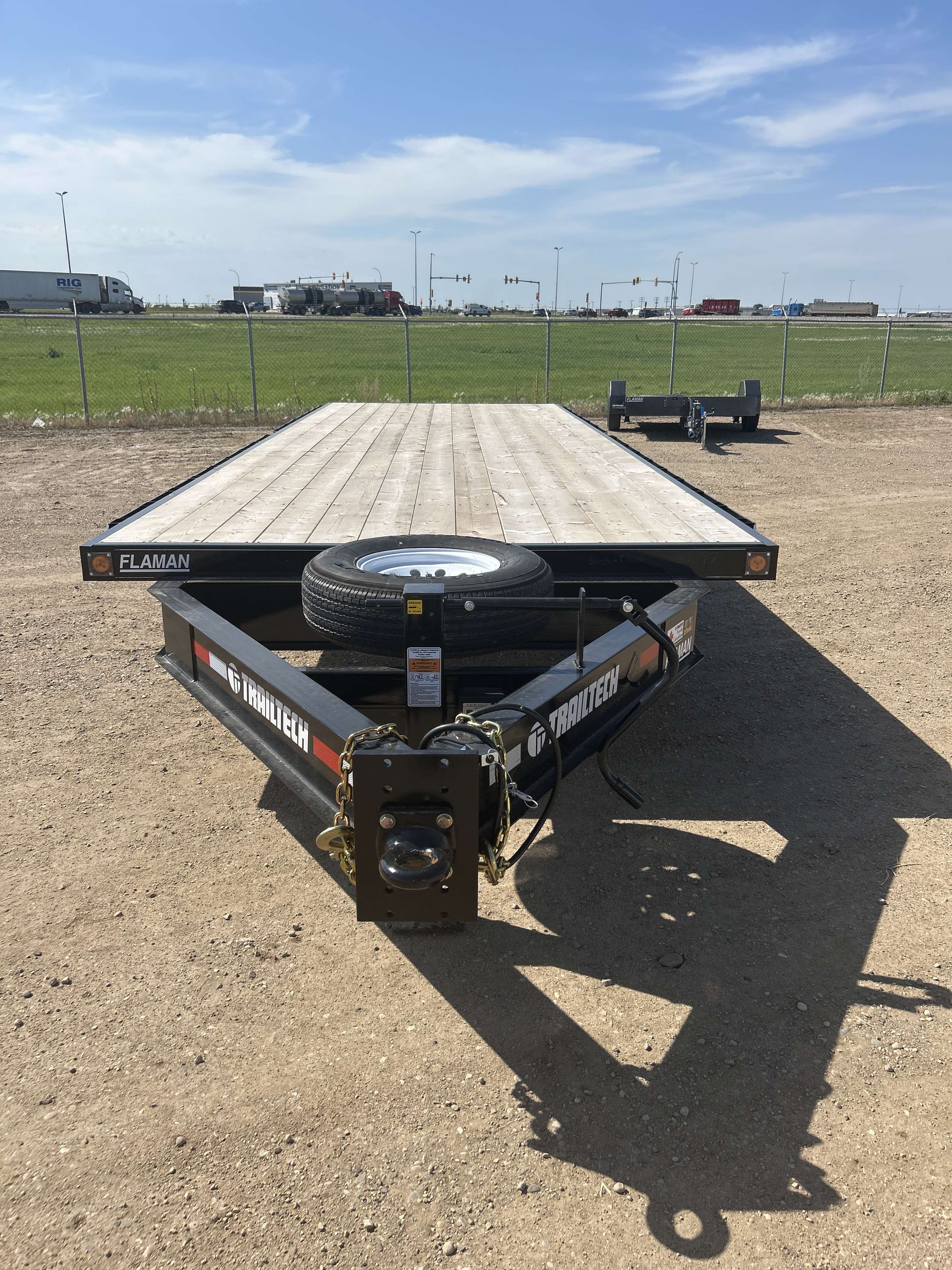 2025 Trailtech H370 8'6" x 24' Deckover Trailer