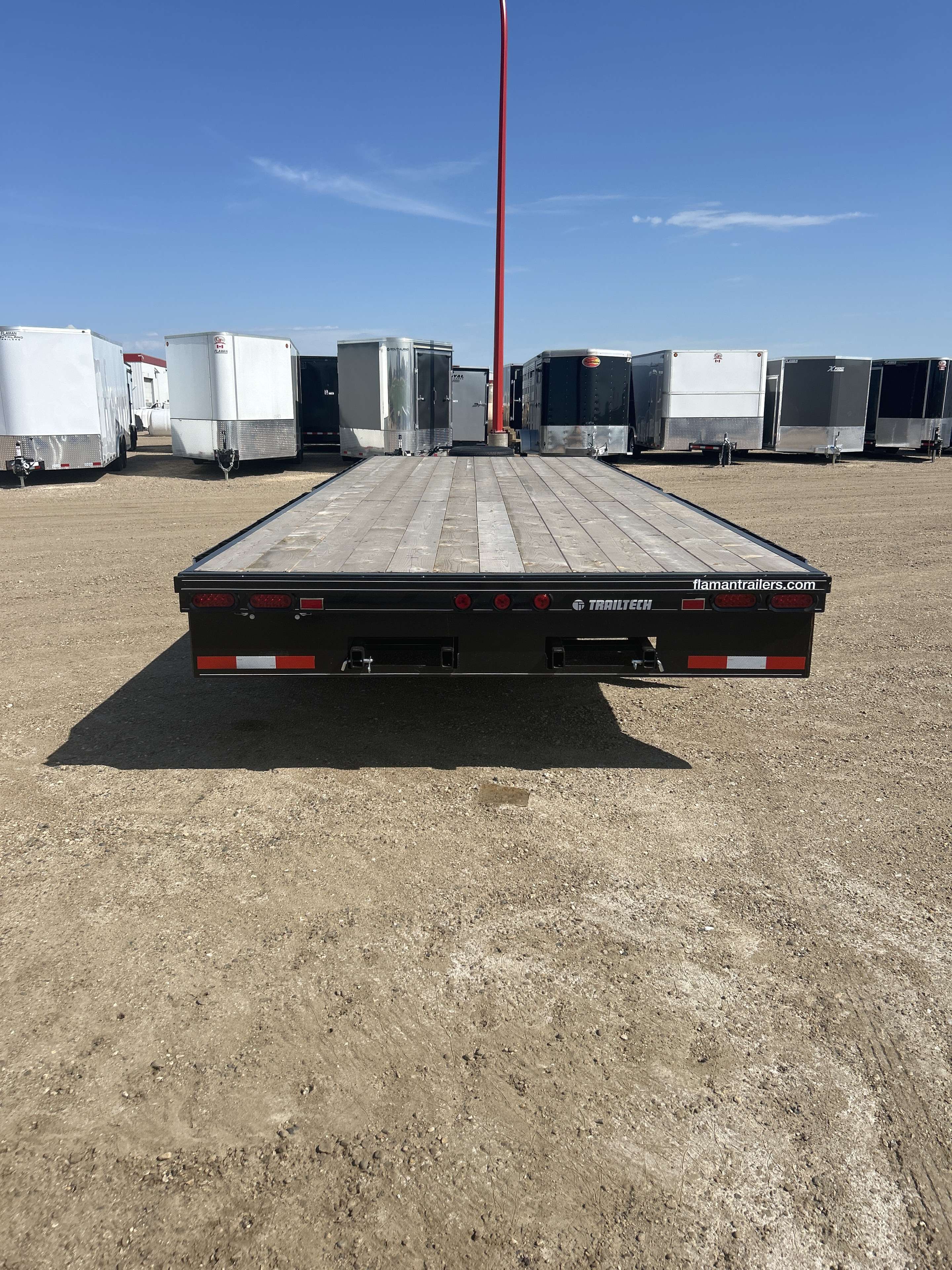 2025 Trailtech H370 8'6" x 24' Deckover Trailer