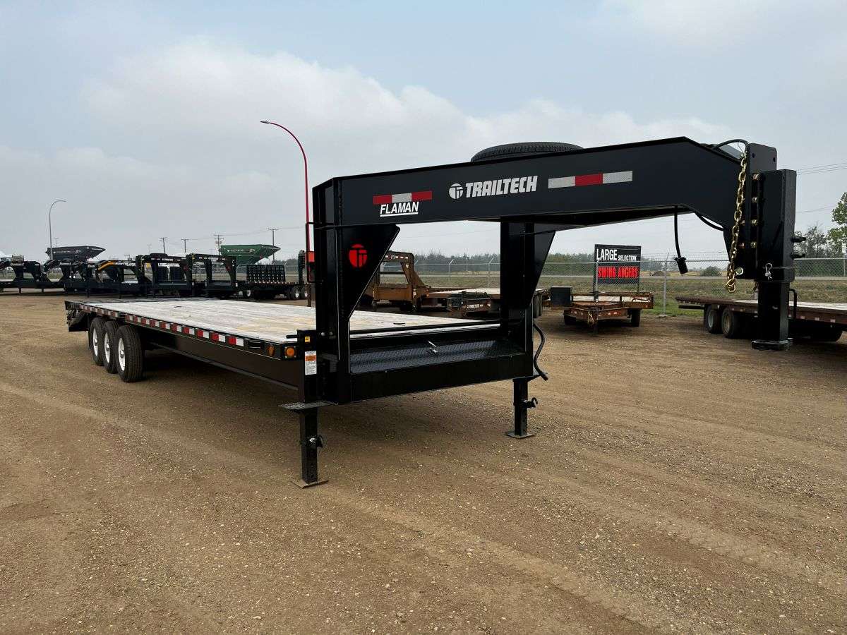 2025 Trailtech H370 8'6" x 32' Gooseneck Beavertail Deckover