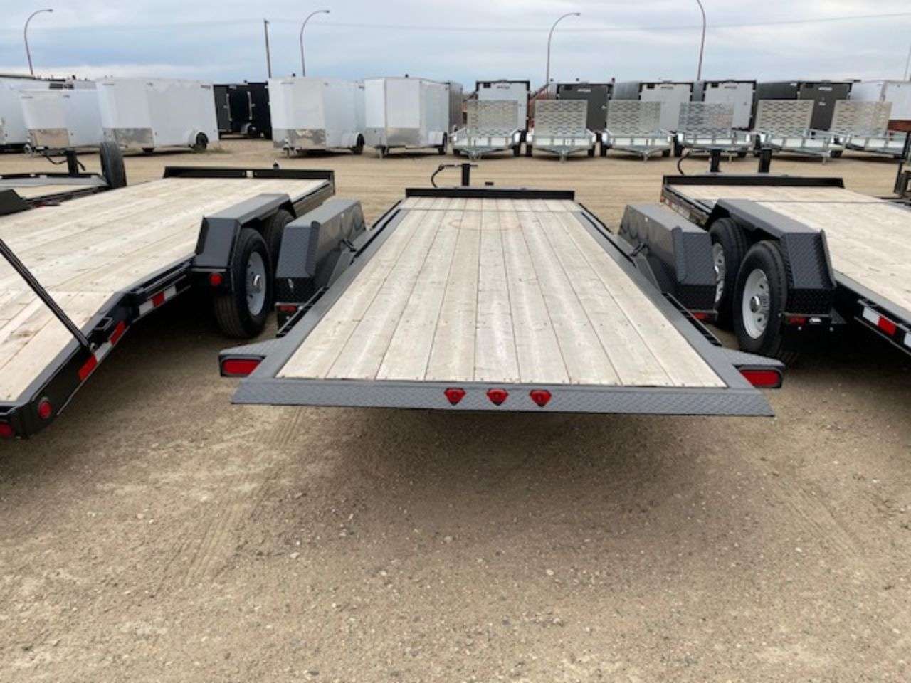 2025 Trailtech L Series 8'6" x 20' Partial Tilt