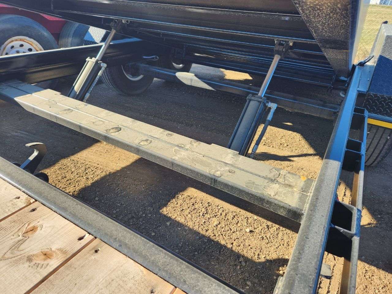 2025 Trailtech L280T 8'6" x 20' Partial Tilt Trailer