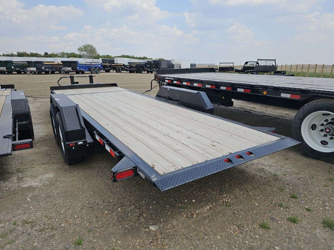 2025 Trailtech L280T 8'6" x 20' Partial Tilt Trailer
