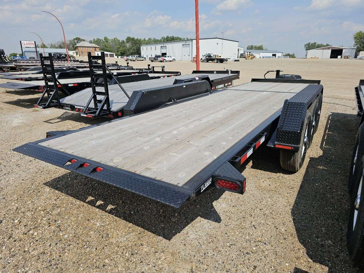2025 Trailtech L370 8'6" x 24' Partial Tilt Trailer