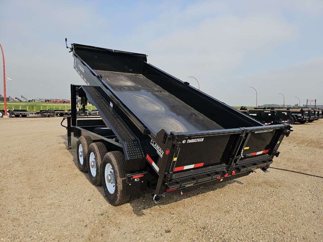 2025 Trailtech L370HD 7' x 16' Heavy Duty Dump Trailer