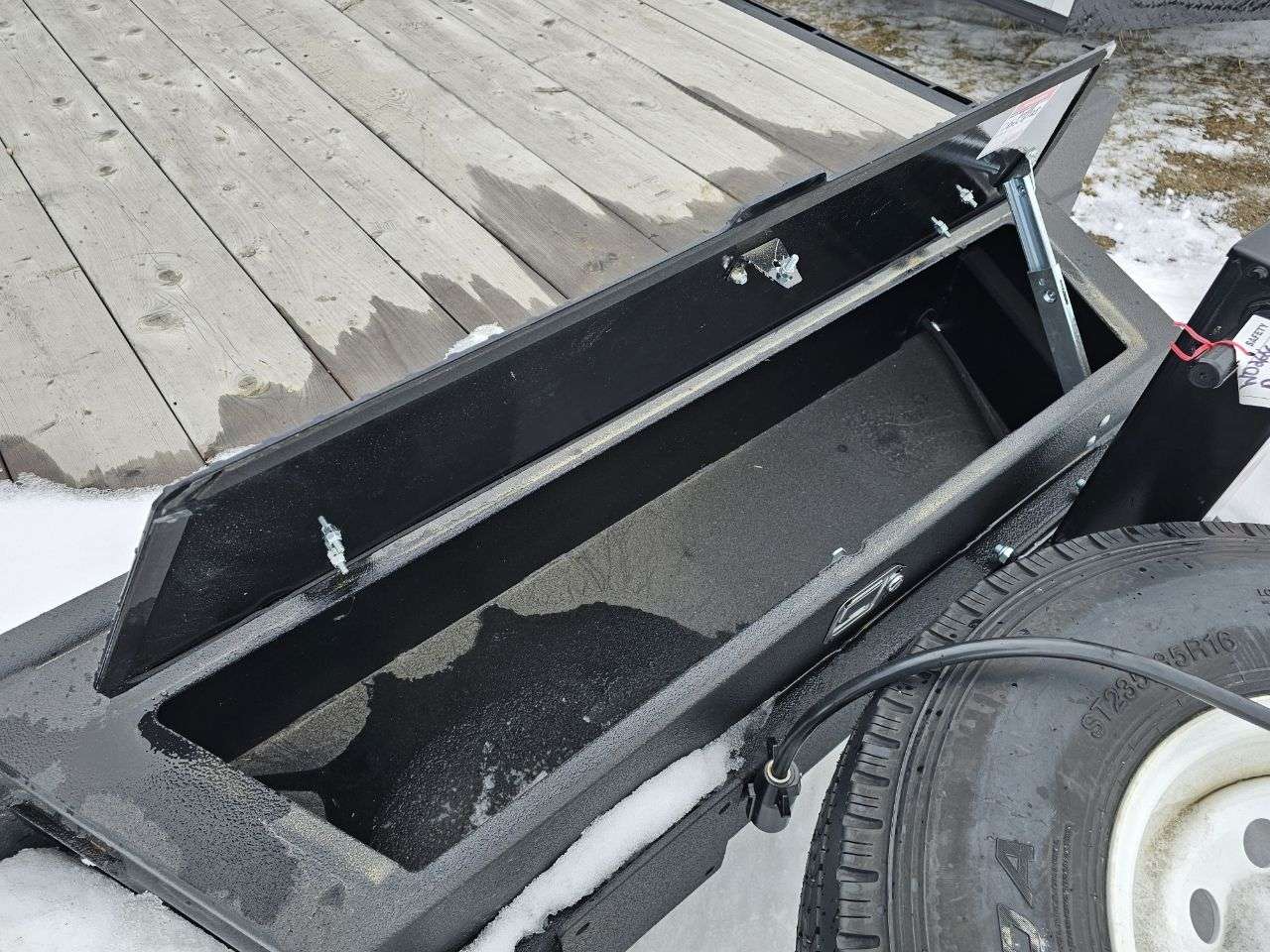 2025 Trailtech L370T 8'6" x 24' Partial Tilt Trailer