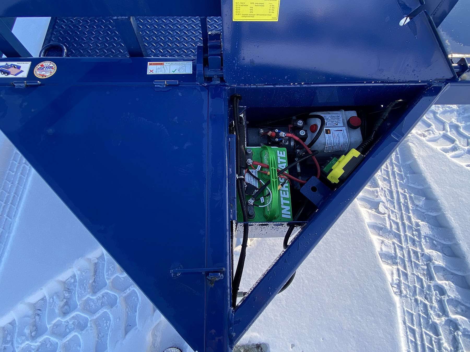 2026 Air-Tow 10' Ground Level Loading Trailer